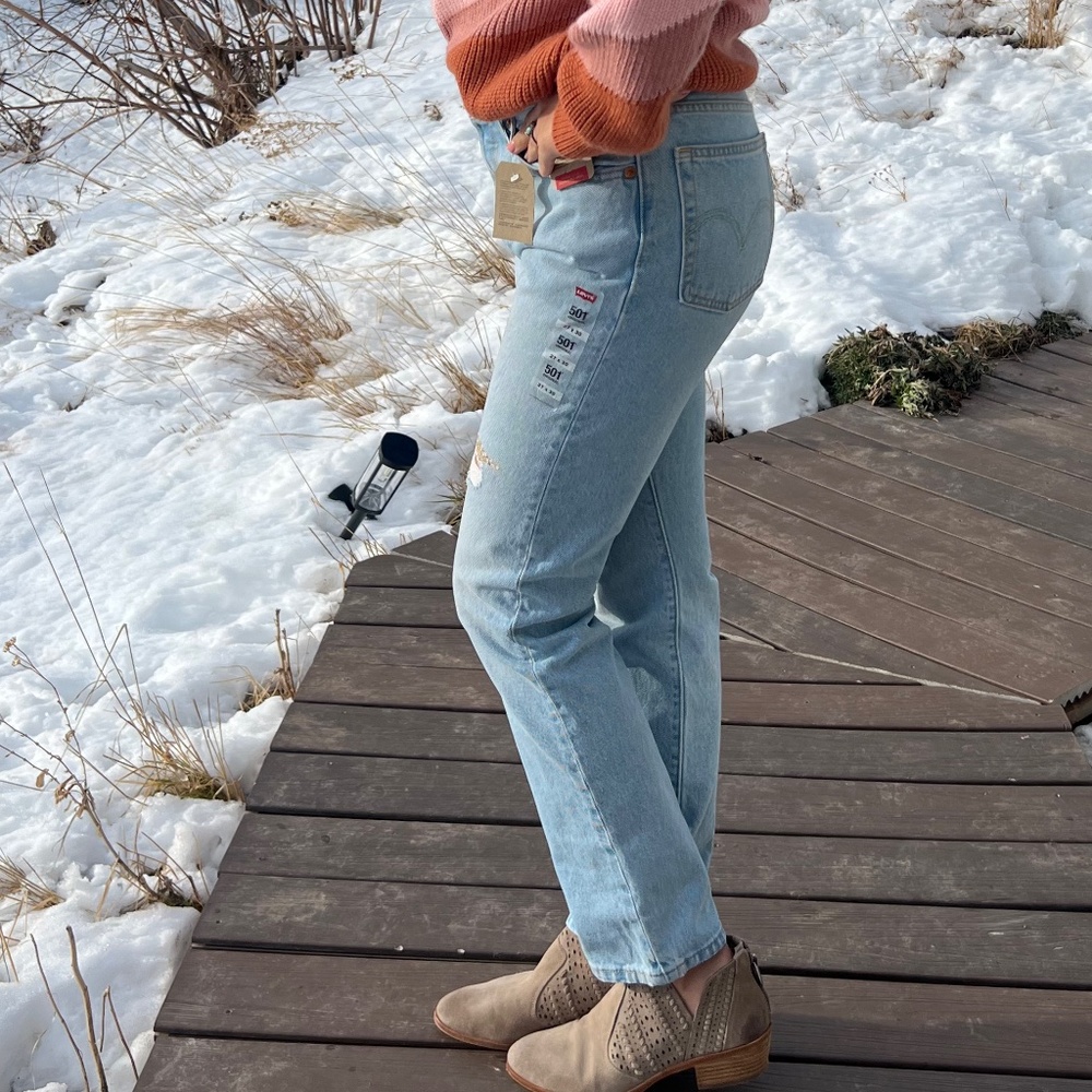 Levis